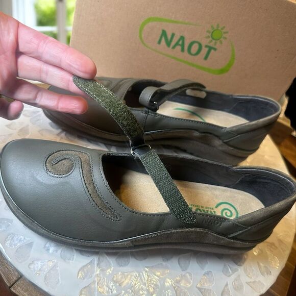 Naot Matai $199 Mary Jane Leather Suede EU 39 / US 8 New in Box – Cork/Latte Foo - Picture 5 of 13